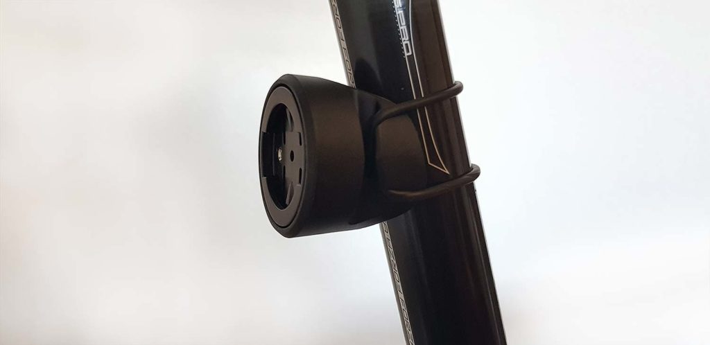 The mount attached to the seatpost.